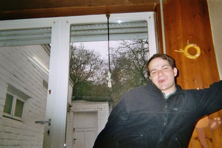 bin oui je vous tire la langue na   lol